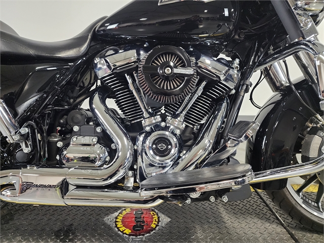 2021 Harley-Davidson FLHX at Worth Harley-Davidson