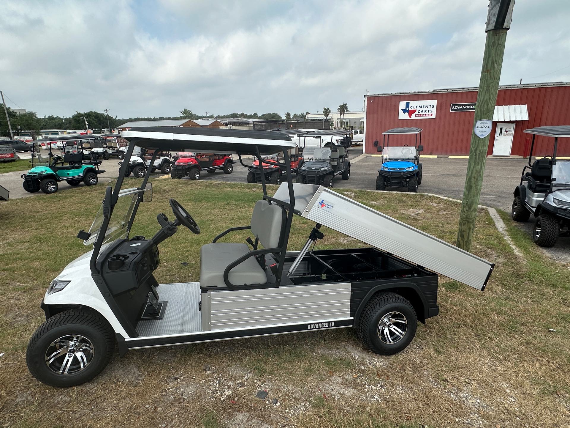 2024 Advanced EV FXA at Clements Carts