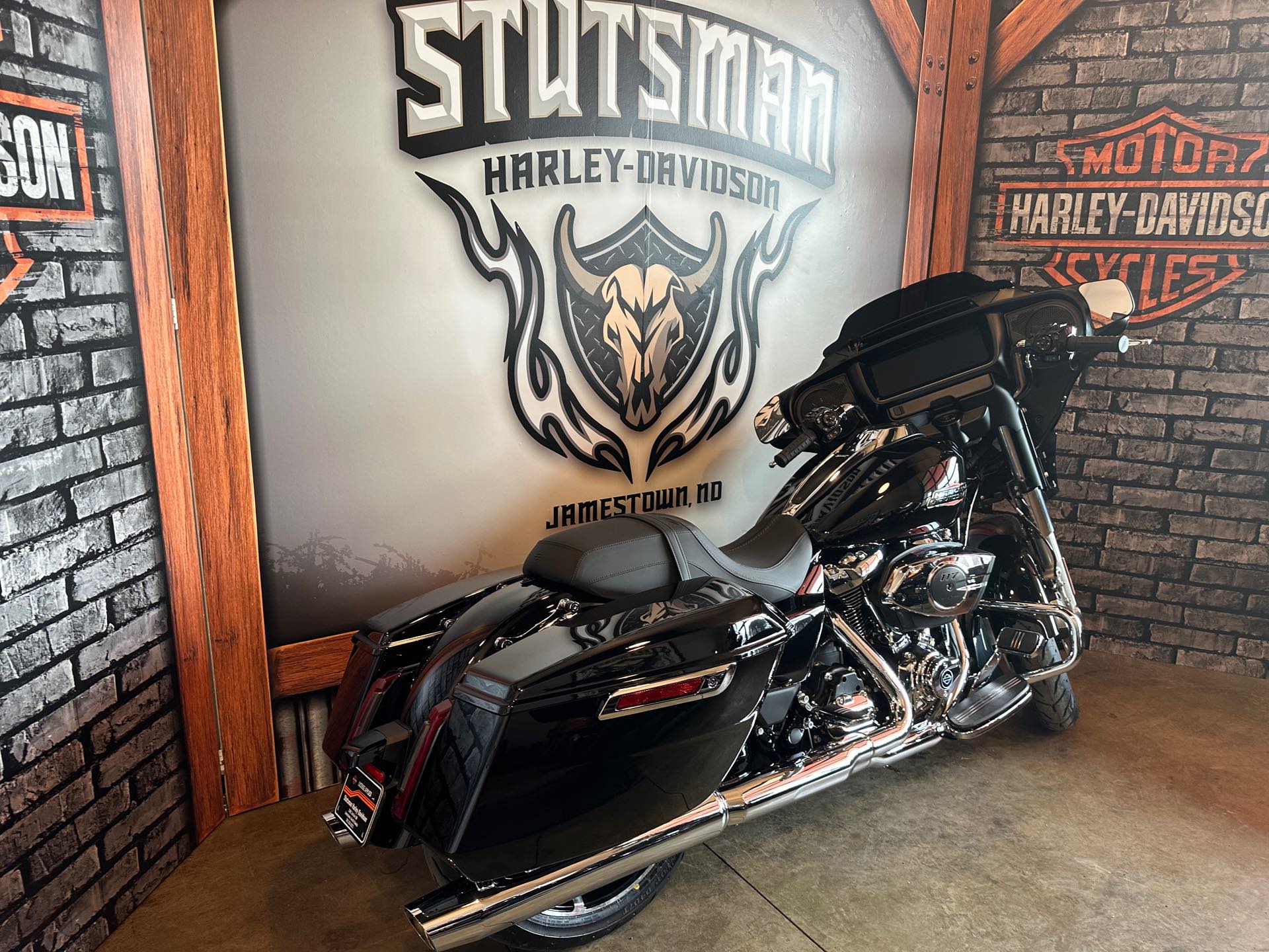 2024 Harley-Davidson Street Glide Base at Stutsman Harley-Davidson