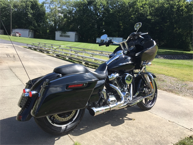2017 Harley-Davidson Road Glide Base at Harley-Davidson of Asheville