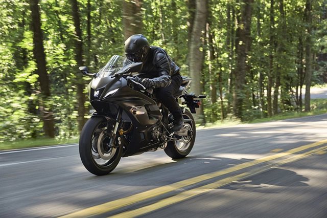 2025 Yamaha YZF R7 at ATVs and More