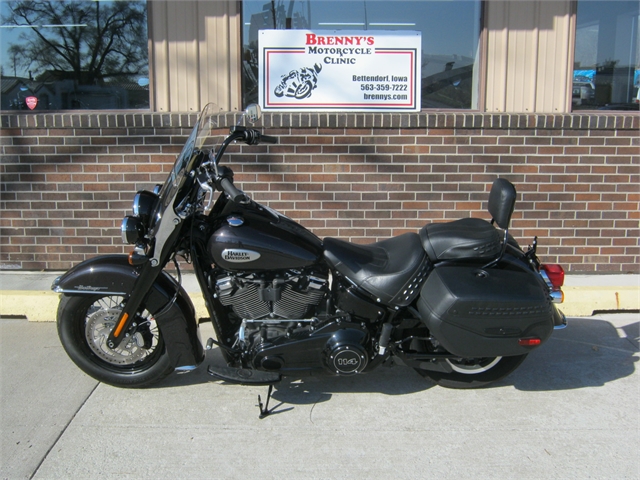 2021 Harley-Davidson FLHCS Heritage 114 at Brenny's Motorcycle Clinic, Bettendorf, IA 52722