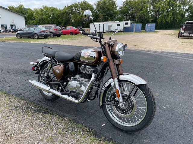 2023 Royal Enfield Classic 350 at Randy's Cycle