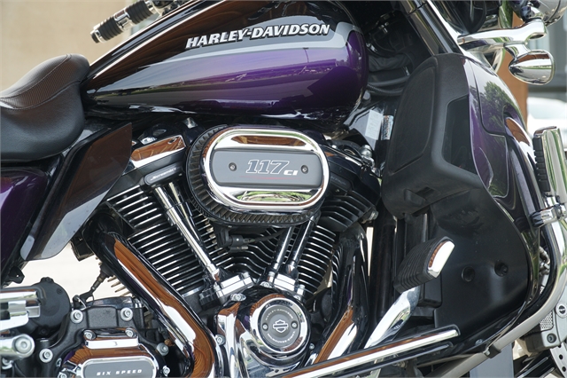 2021 Harley-Davidson Grand American Touring CVO Limited at Outlaw Harley-Davidson