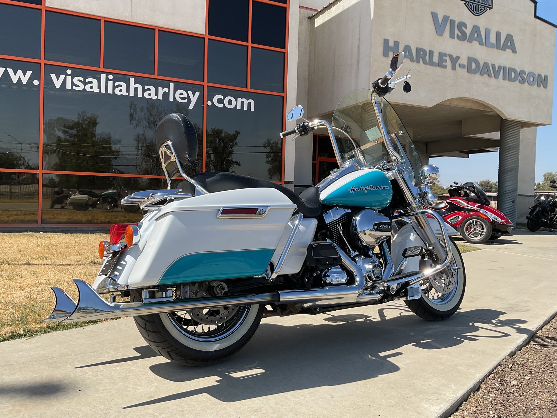 2016 Harley-Davidson FLHR103 at Visalia Harley-Davidson