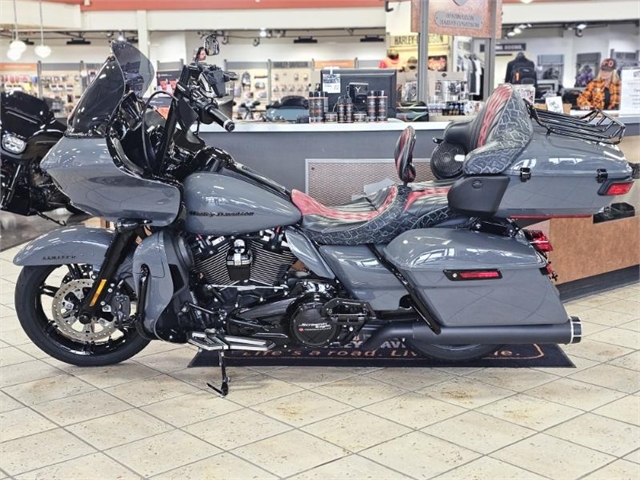 2022 Harley-Davidson Road Glide Limited at Destination Harley-Davidson®, Tacoma, WA 98424