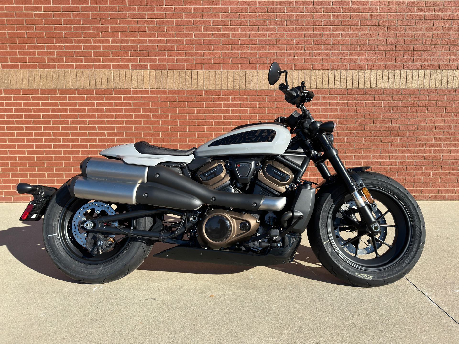 Harley-Davidson Custom 1250 Price, Images & Used Custom 1250 Bikes