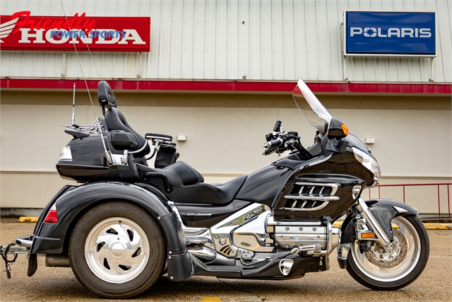 2010 Honda Gold Wing Audio / Comfort at Friendly Powersports Baton Rouge