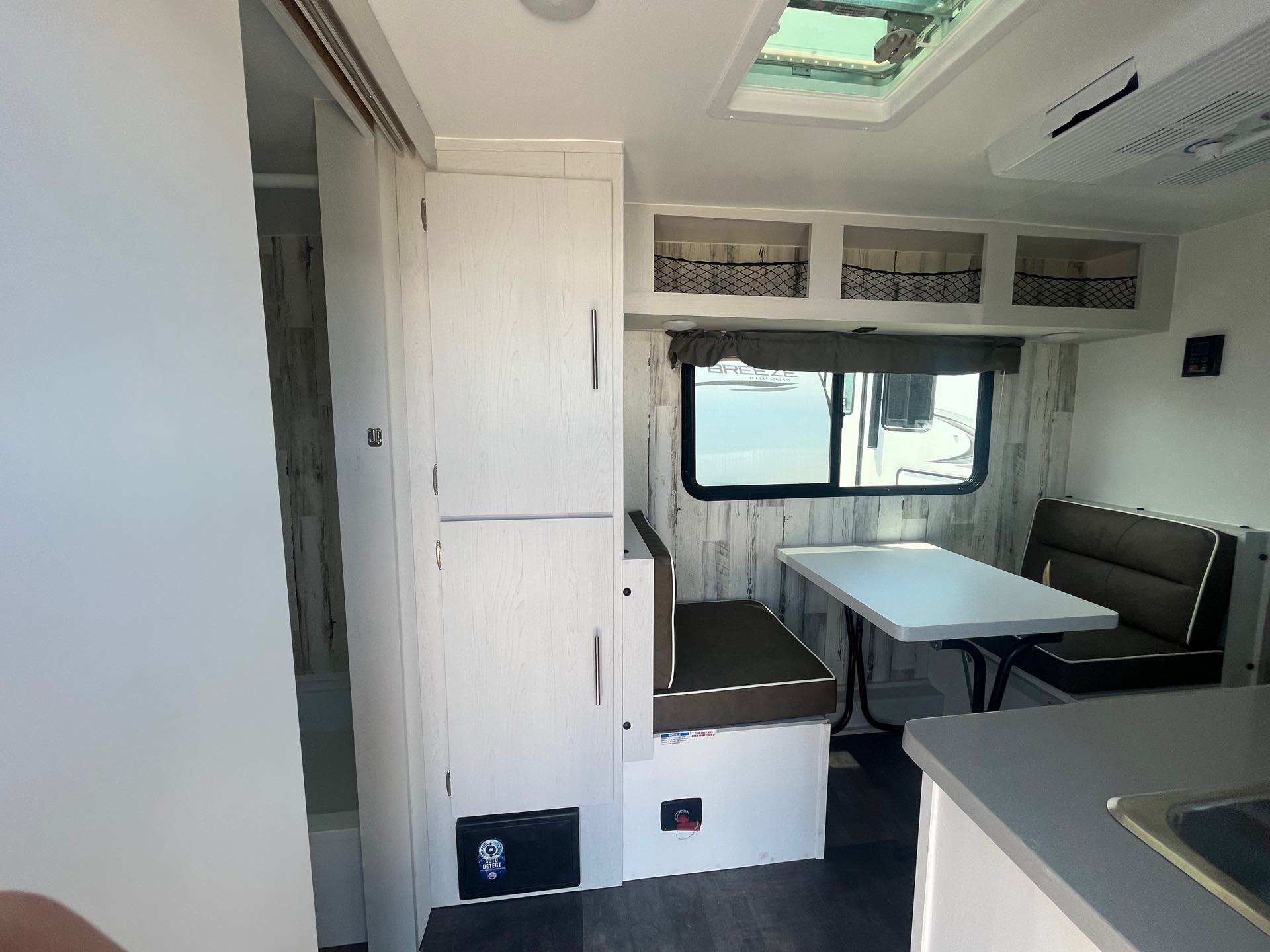 2023 ROVE LITE 16RB at Prosser's Premium RV Outlet