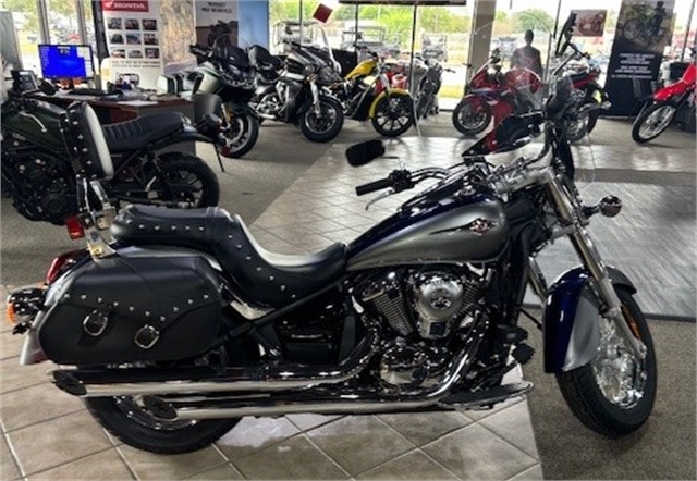 2025 Kawasaki Vulcan 900 Classic LT at Dale's Fun Center, Victoria, TX 77904