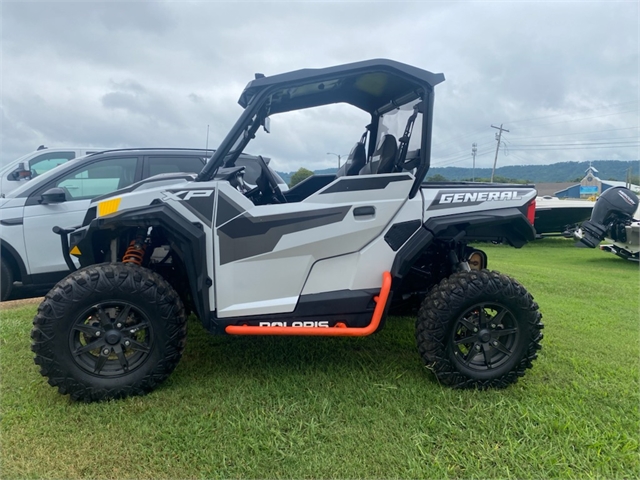 2022 Polaris GENERAL XP 1000 Deluxe at Pro X Powersports