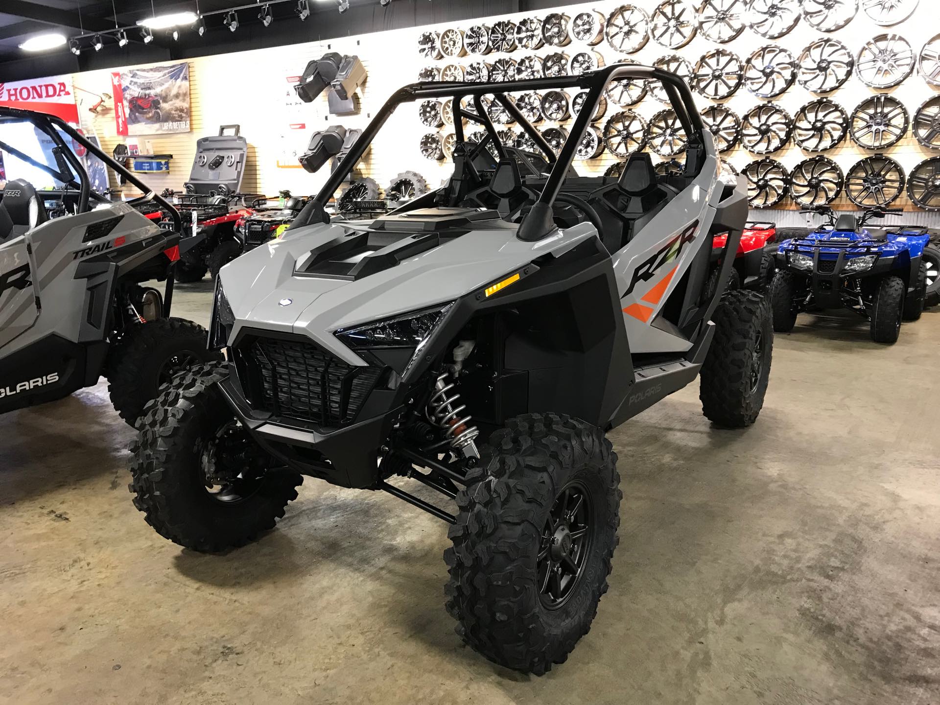 2024 POLARIS PRO XP SPORT Sport at ATV Zone, LLC