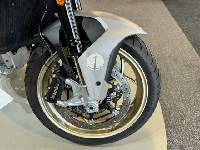 2023 Moto Guzzi V100 Mandello at Martin Moto