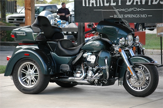 2020 Harley-Davidson Trike Tri Glide Ultra at Outlaw Harley-Davidson
