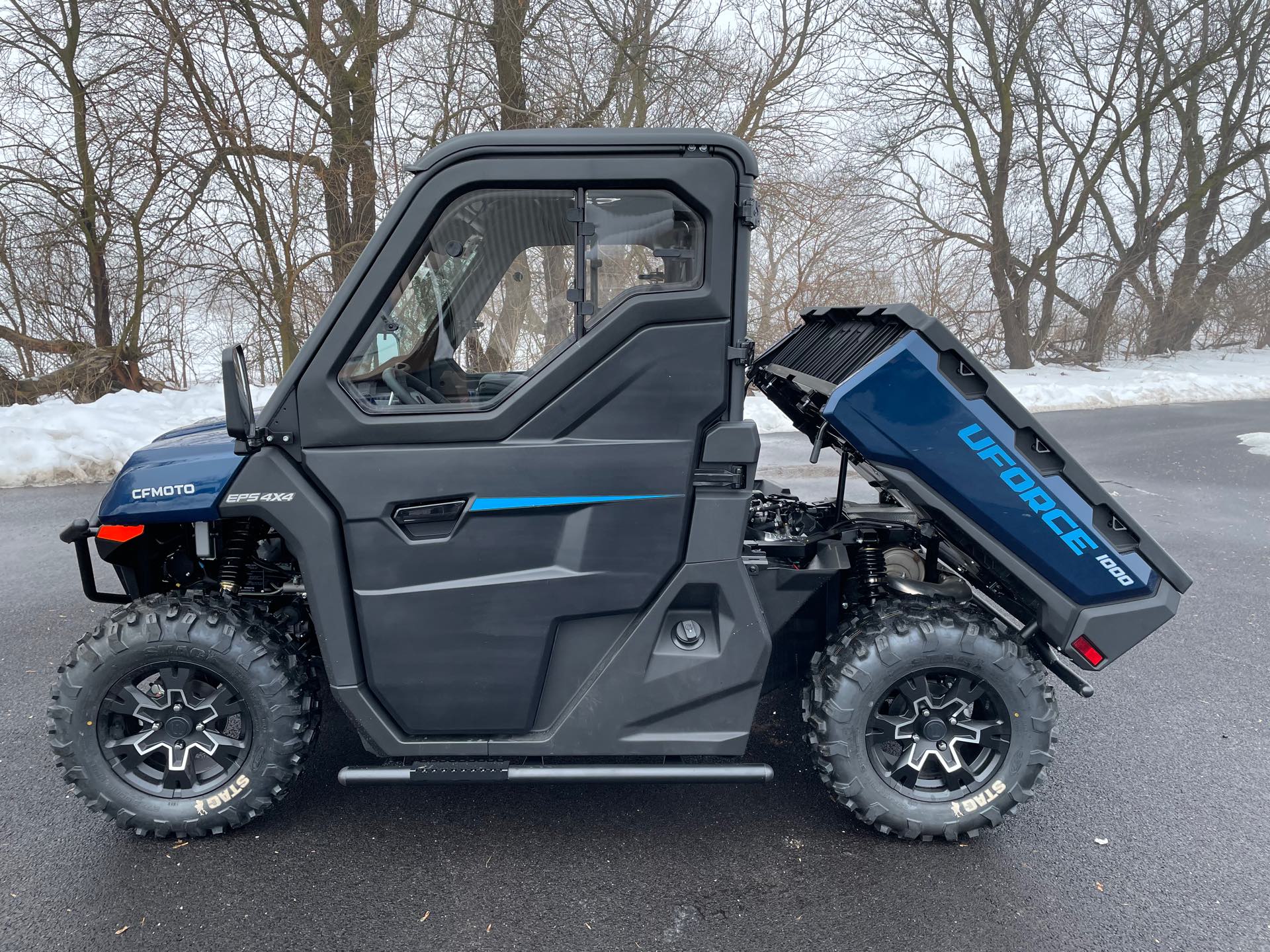 2023 CFMOTO UFORCE 1000 at Randy's Cycle