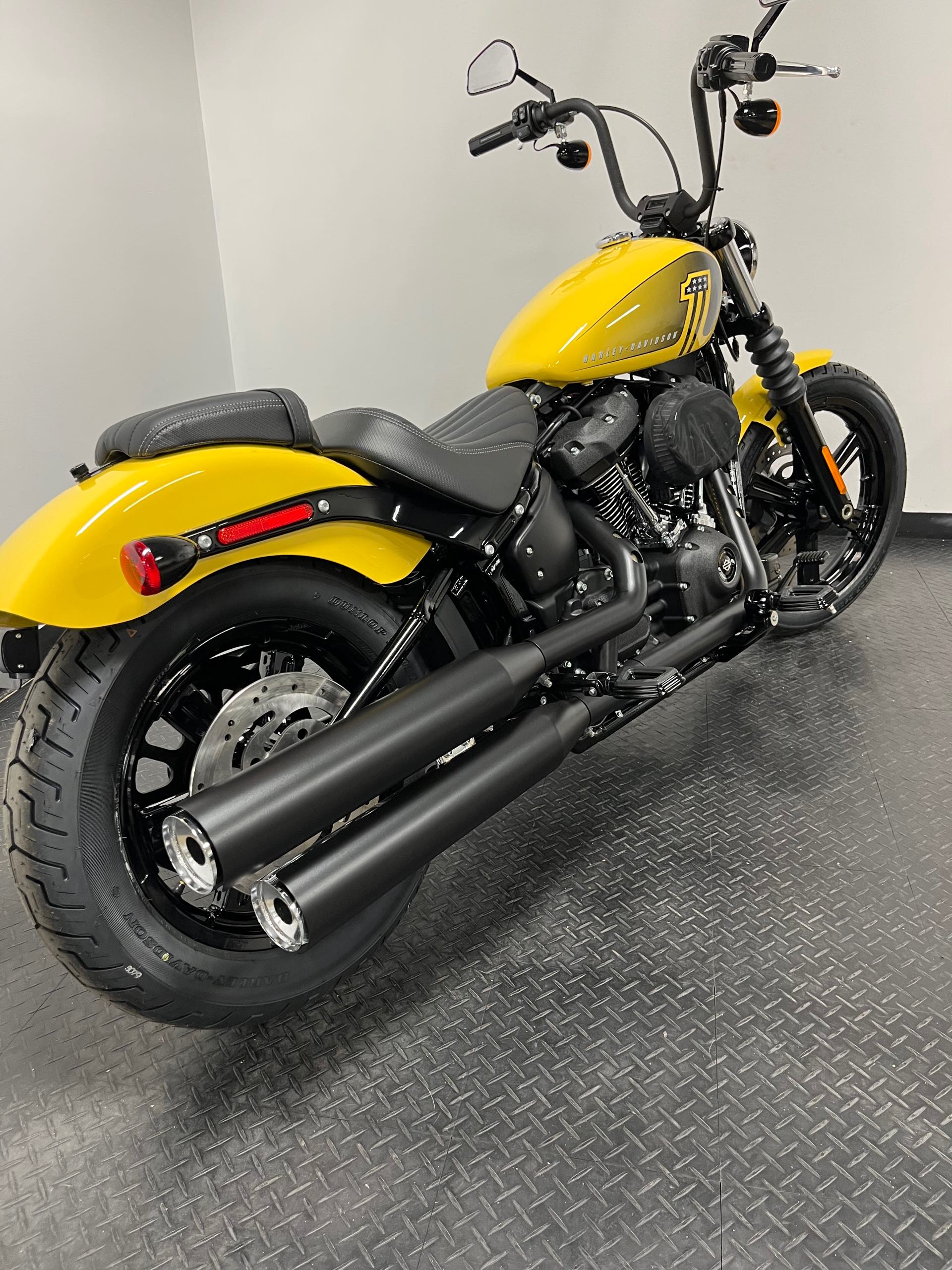 2018 street bob softail