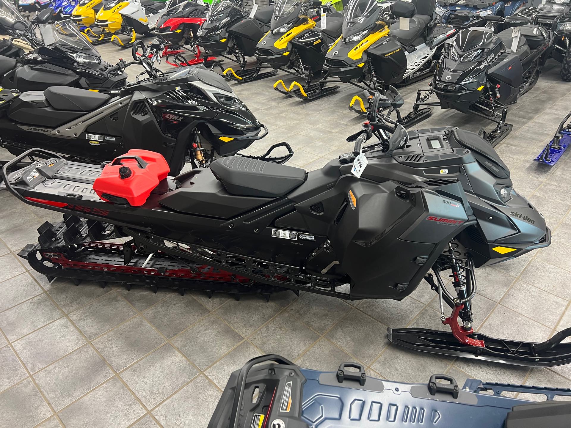 2025 Ski-Doo Summit Adrenaline with Edge Package 850 E-TEC 165 30 at Interlakes Sport Center