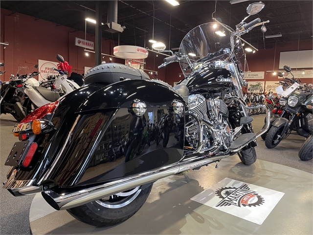 2018 Indian Motorcycle Springfield Base at Martin Moto