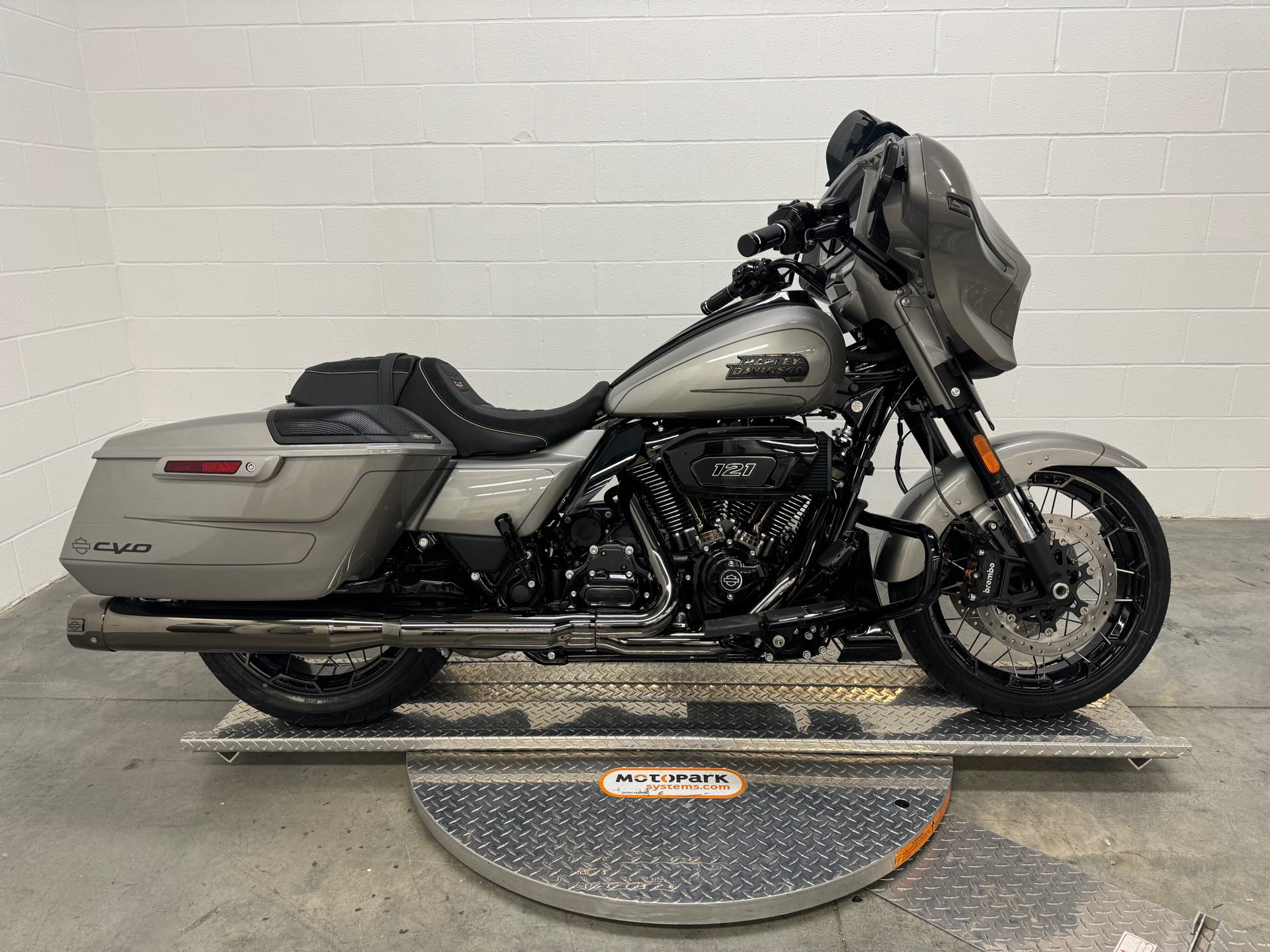 2023 Harley-Davidson Street Glide CVO Street Glide at Skyline Harley-Davidson