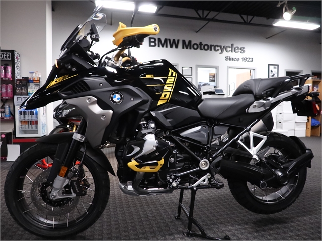 2022 BMW R 1250 GS at Frontline Eurosports