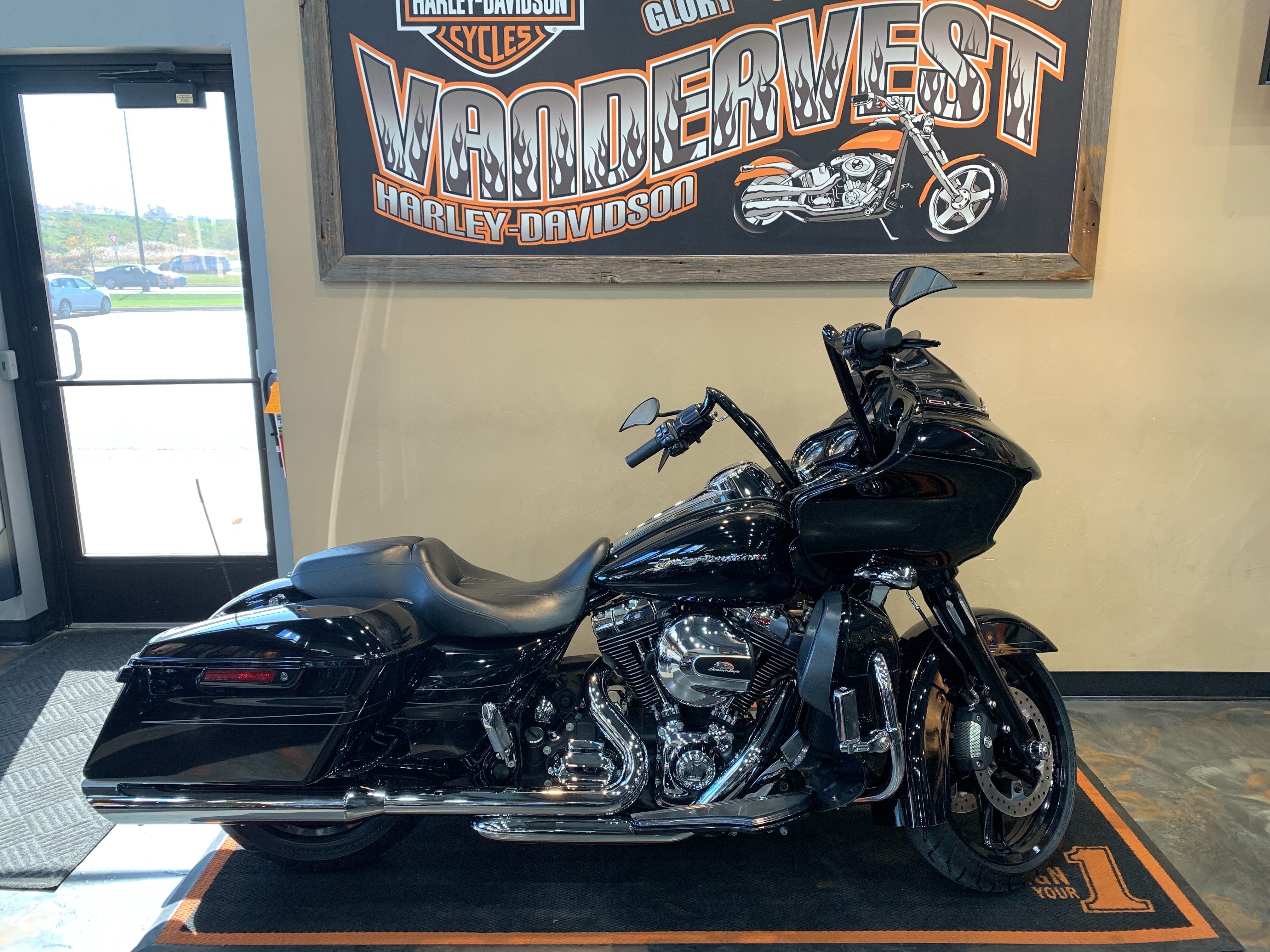 2016 Harley-Davidson Road Glide Special at Vandervest Harley-Davidson, Green Bay, WI 54303
