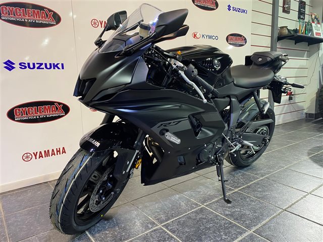 2025 Yamaha YZF R7 at Cycle Max