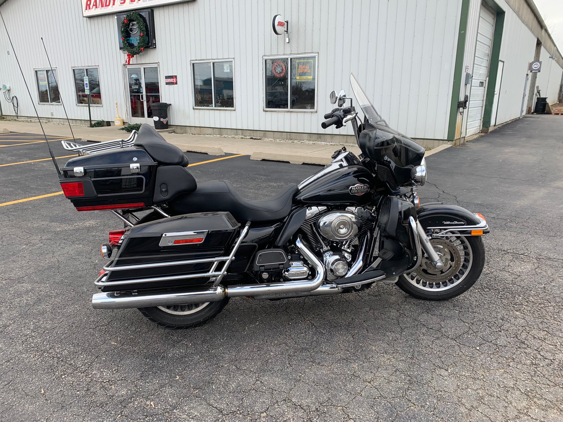 2010 Harley-Davidson Ultra Classic Electra Glide at Randy's Cycle