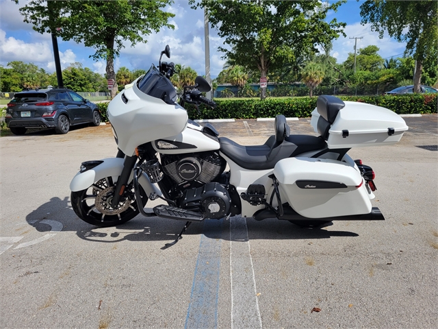 2019 Indian Chieftain Dark Horse at Fort Lauderdale