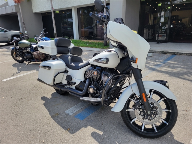 2019 Indian Chieftain Dark Horse at Fort Lauderdale