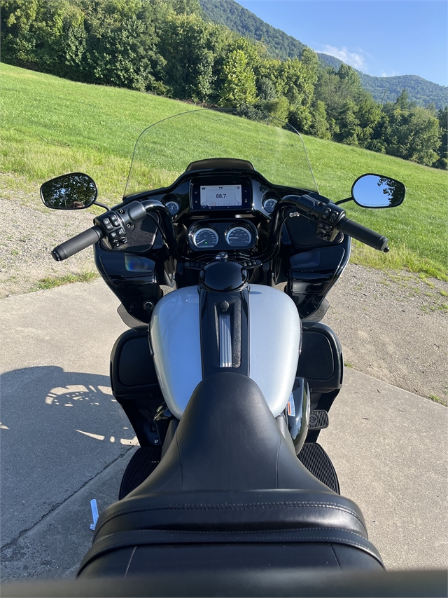 2023 Harley-Davidson Road Glide Limited at Harley-Davidson of Asheville