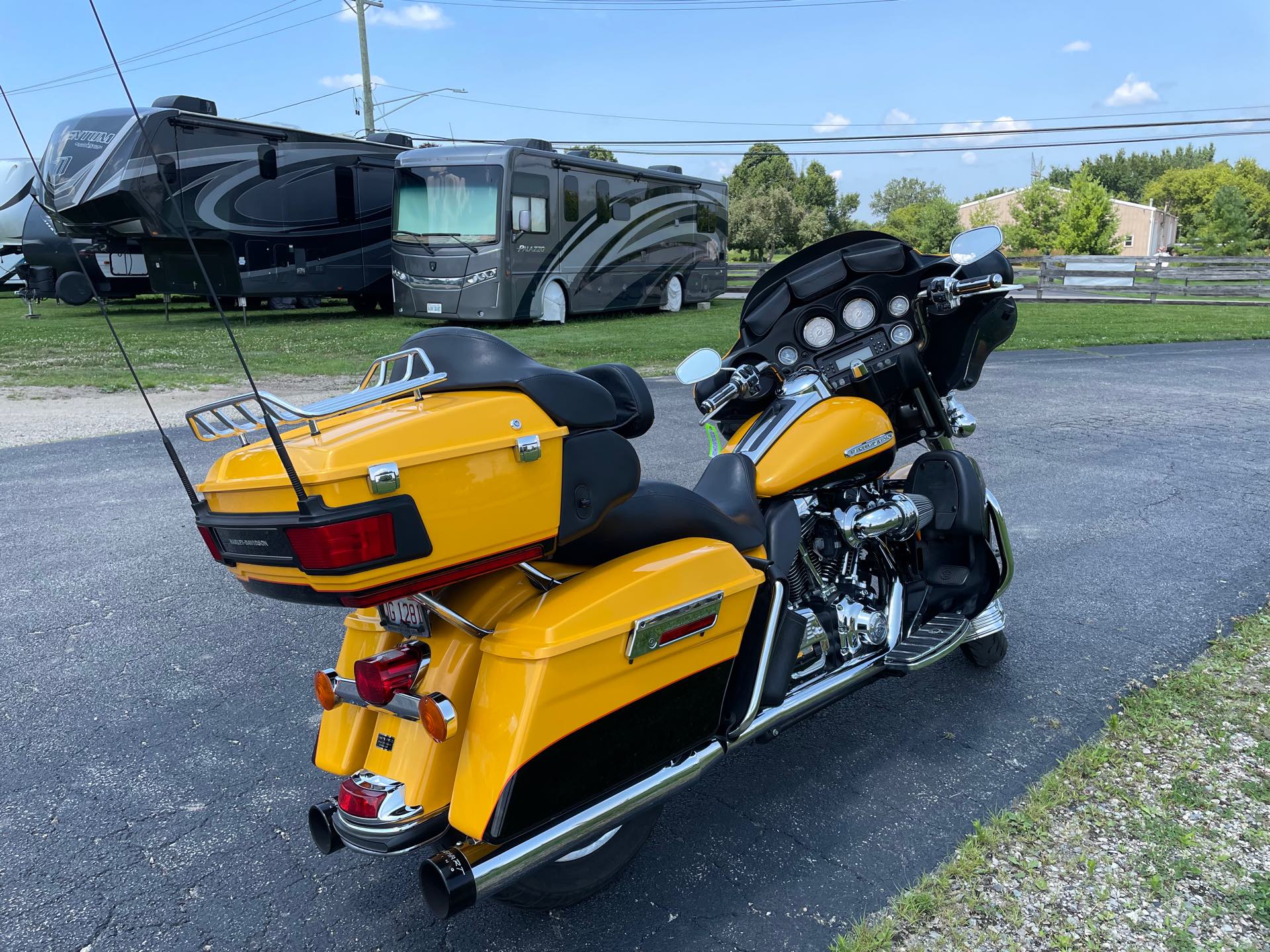 2013 Harley-Davidson Electra Glide Ultra Limited at Randy's Cycle