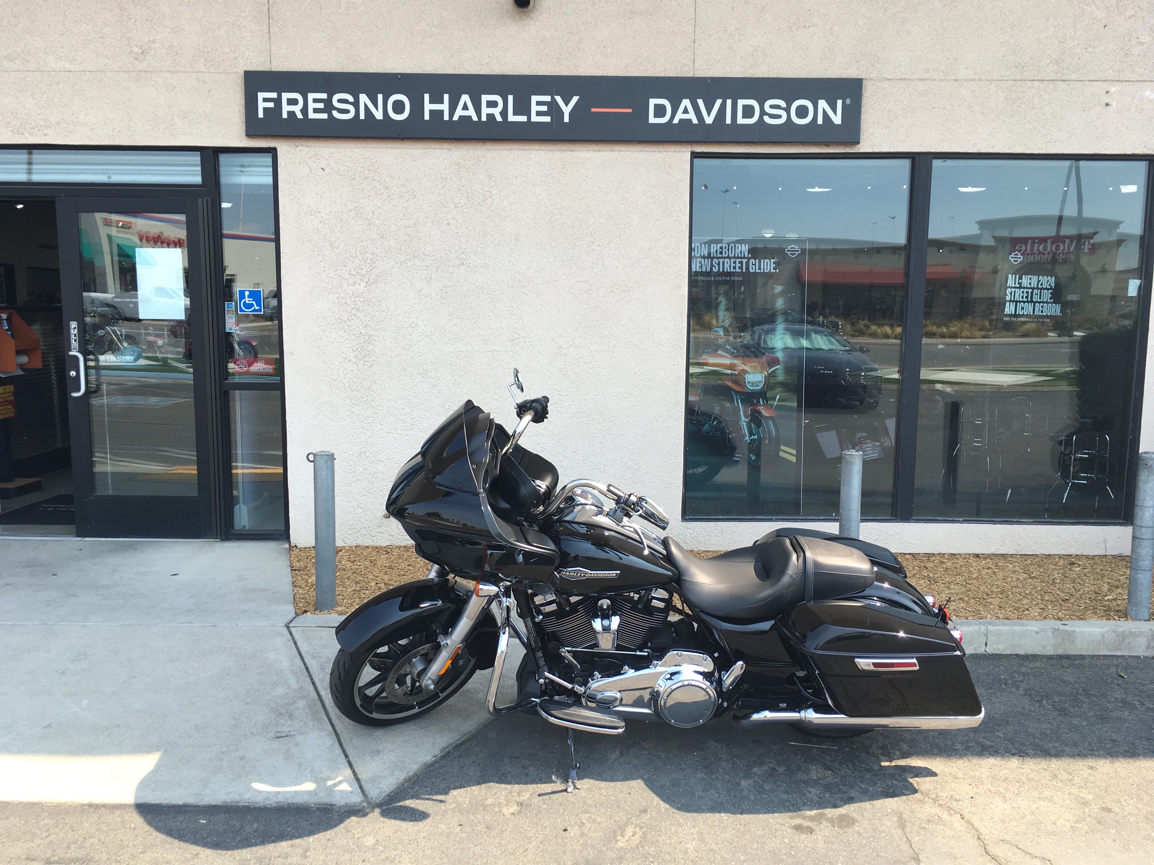 2023 Harley-Davidson Road Glide Base at Fresno Harley-Davidson