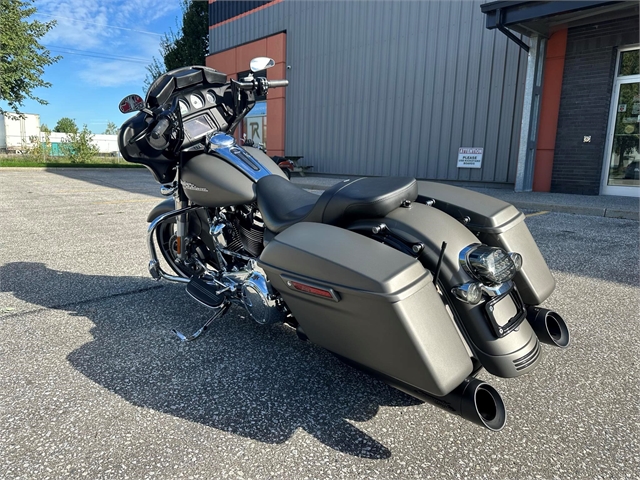 2018 Harley-Davidson Street Glide Base at Thunder Road Harley-Davidson