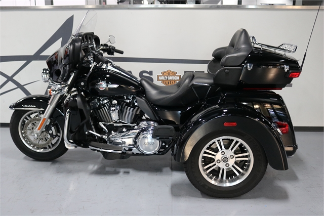 2023 Harley-Davidson Trike Tri Glide Ultra at Texas Harley