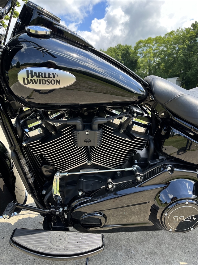2021 Harley-Davidson Touring Heritage Classic 114 at Harley-Davidson of Asheville