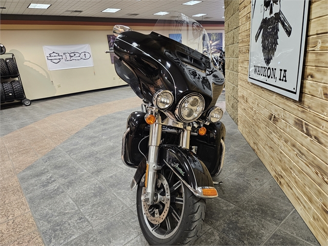 2017 Harley-Davidson Electra Glide Ultra Limited at Iron Hill Harley-Davidson