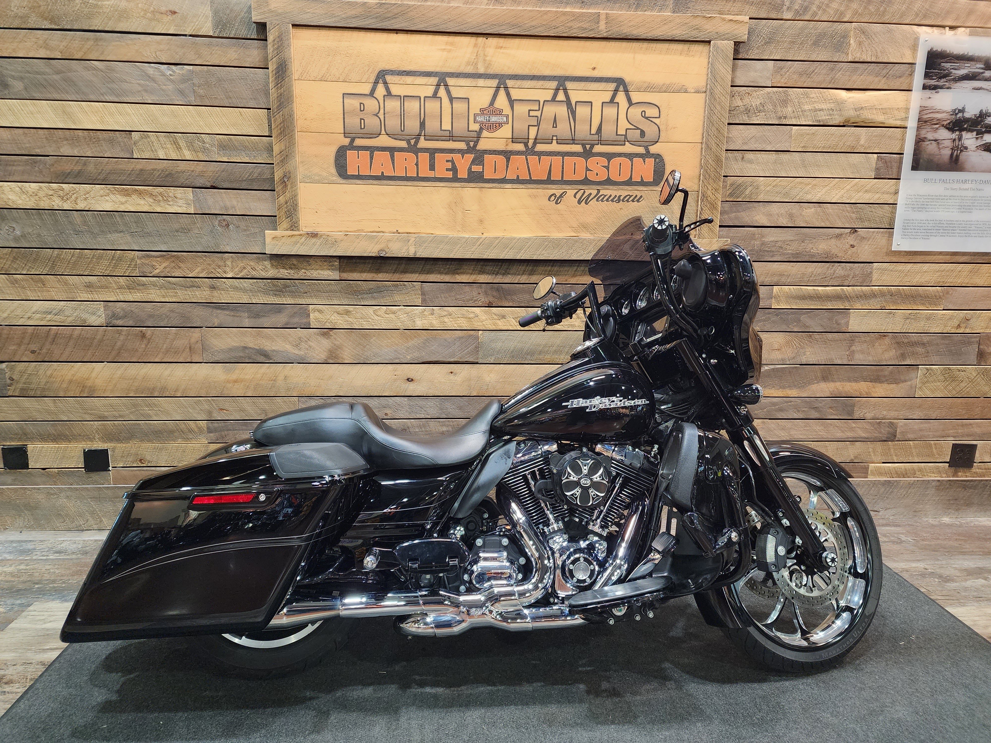2015 Harley-Davidson Street Glide Special at Bull Falls Harley-Davidson