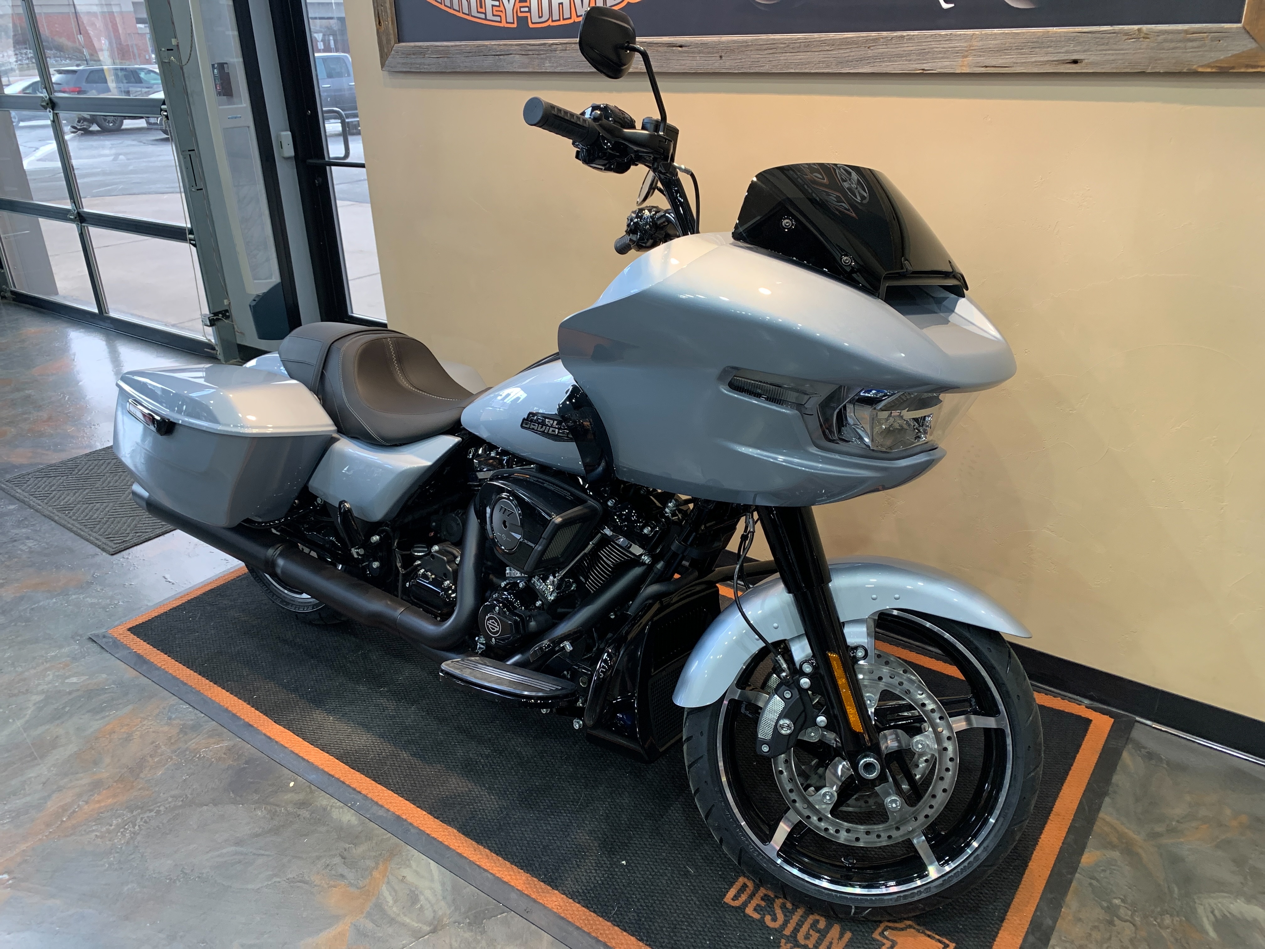 2024 Harley-Davidson Road Glide Base at Vandervest Harley-Davidson, Green Bay, WI 54303