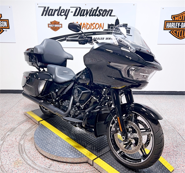 2024 Harley-Davidson Road Glide Base at Harley-Davidson of Madison