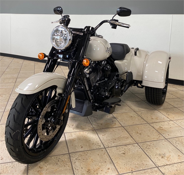 2023 Harley-Davidson Trike Freewheeler at Destination Harley-Davidson®, Tacoma, WA 98424