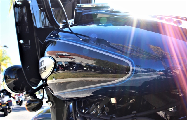2022 Harley-Davidson Softail Heritage Classic at Quaid Harley-Davidson, Loma Linda, CA 92354