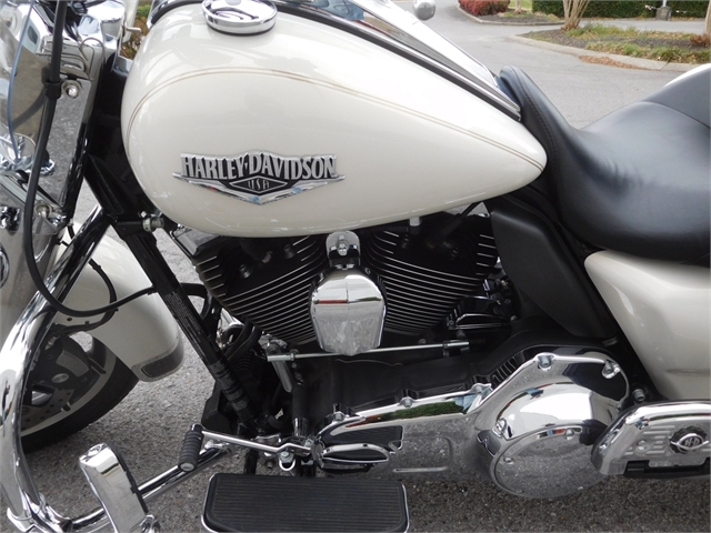 2015 Harley-Davidson Road King Base at Bumpus H-D of Murfreesboro