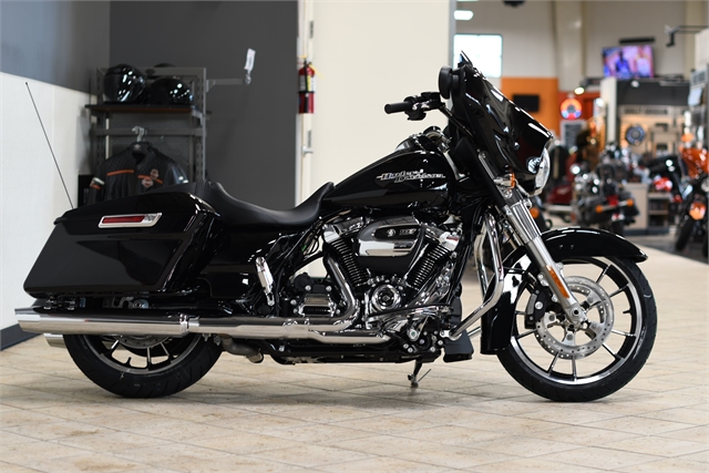 2022 Harley-Davidson Street Glide Base at Destination Harley-Davidson®, Tacoma, WA 98424