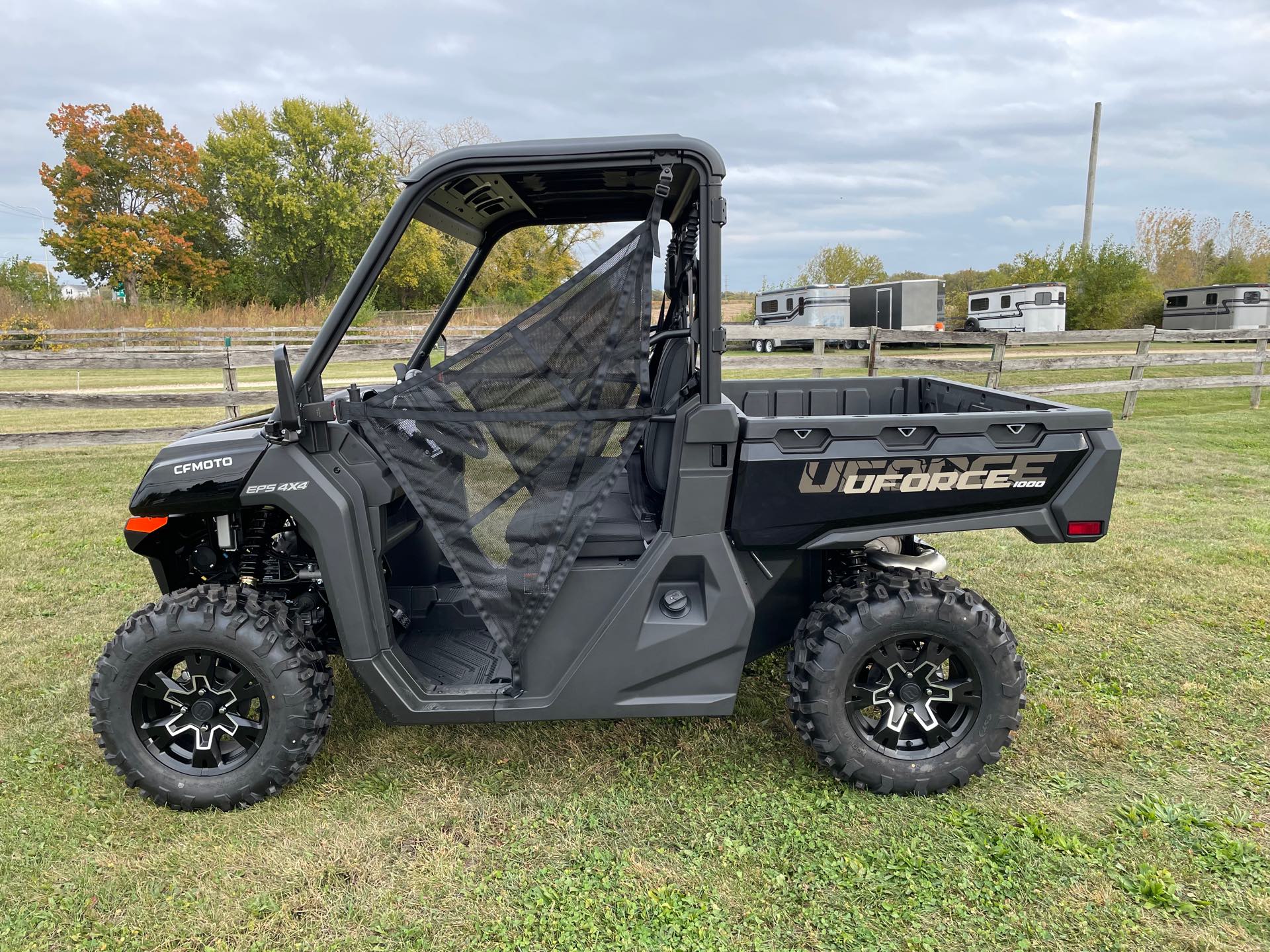 2025 CFMOTO UFORCE 1000 at Randy's Cycle