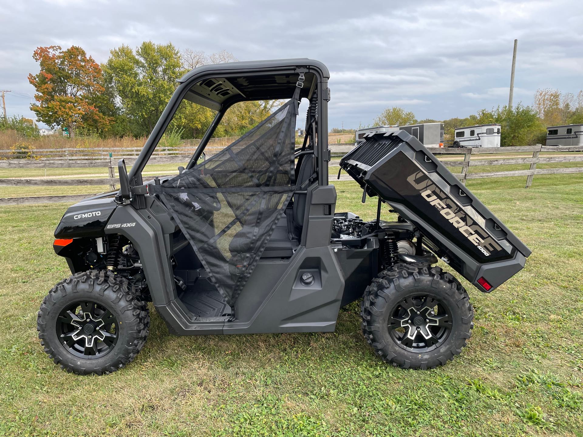 2025 CFMOTO UFORCE 1000 at Randy's Cycle