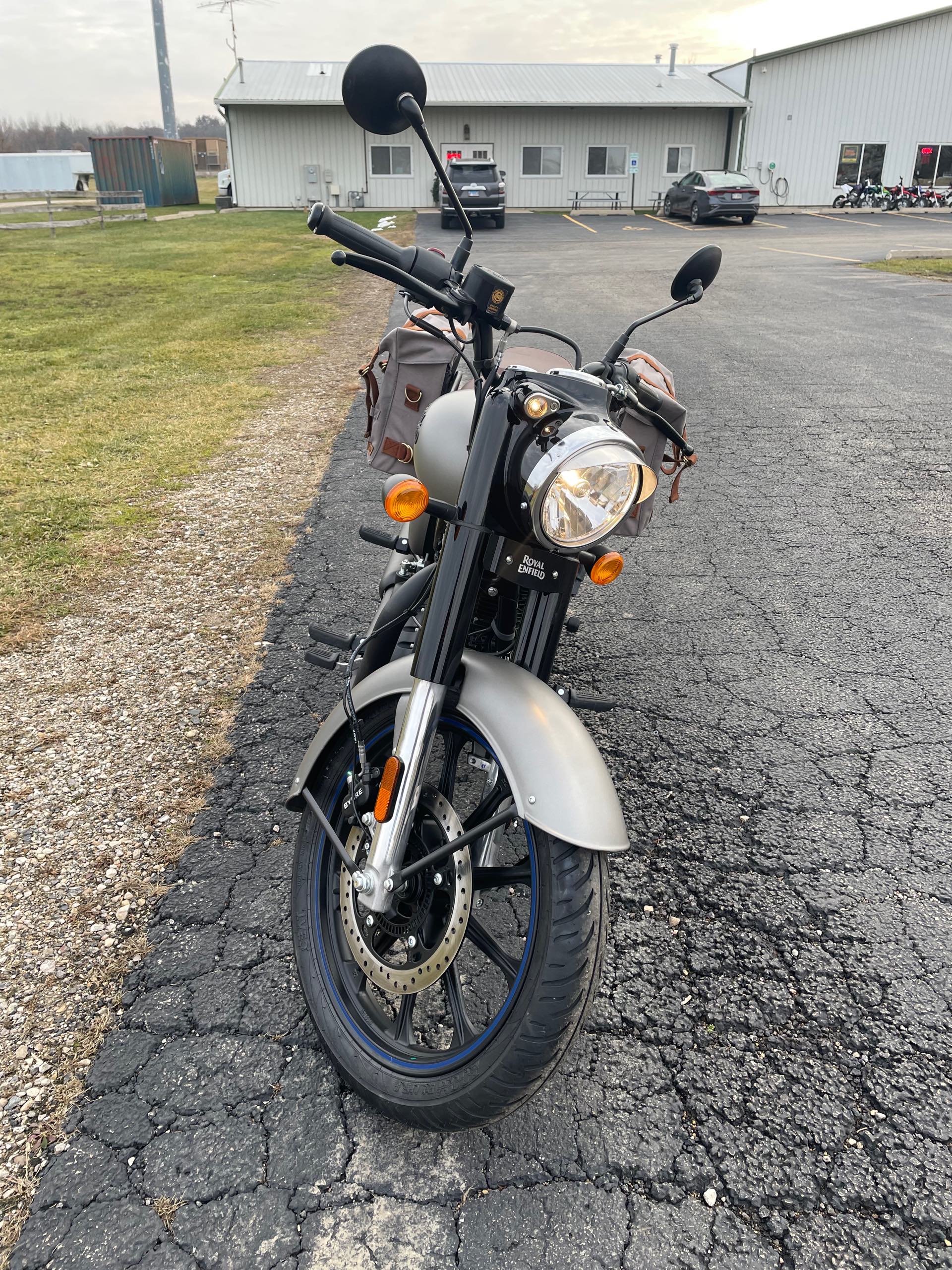 2023 Royal Enfield Classic 350 at Randy's Cycle