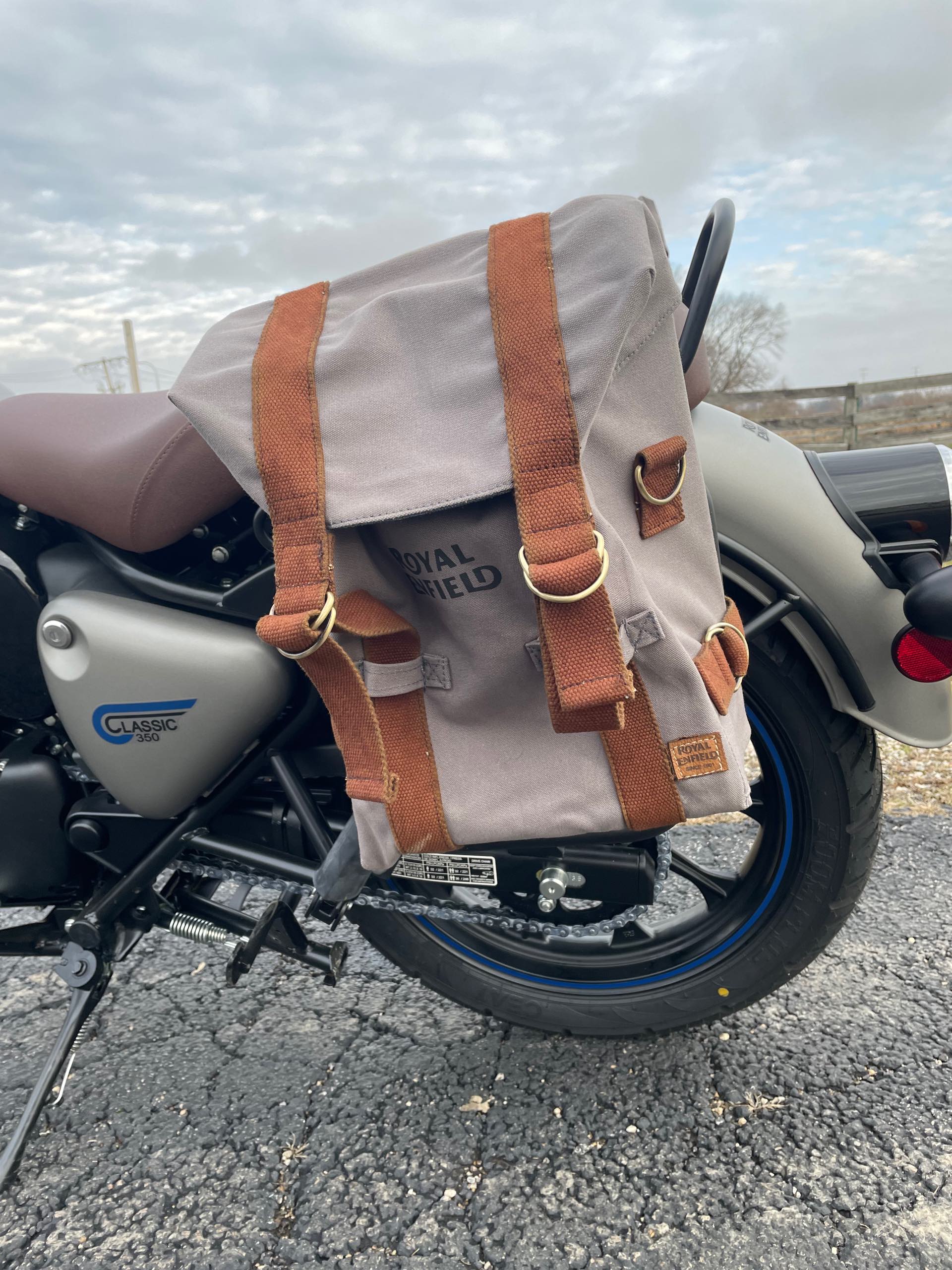 2023 Royal Enfield Classic 350 at Randy's Cycle