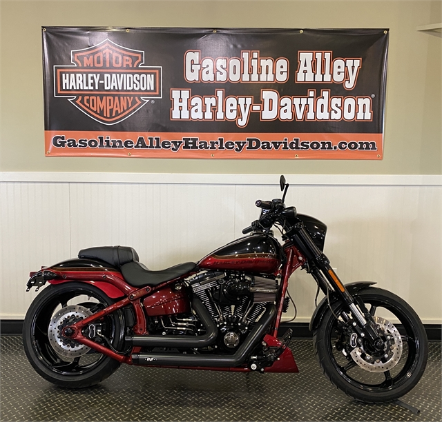 2017 Harley-Davidson Softail CVO Pro Street Breakout at Gasoline Alley Harley-Davidson (Red Deer)
