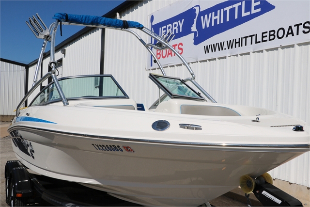 2011 Sea Ray 205 Sport at Jerry Whittle Boats