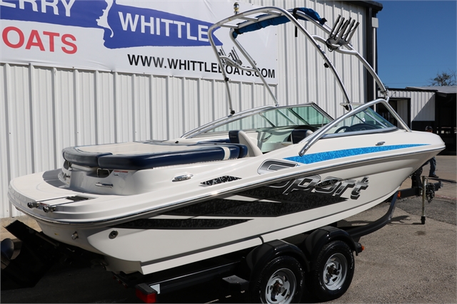 2011 Sea Ray 205 Sport at Jerry Whittle Boats